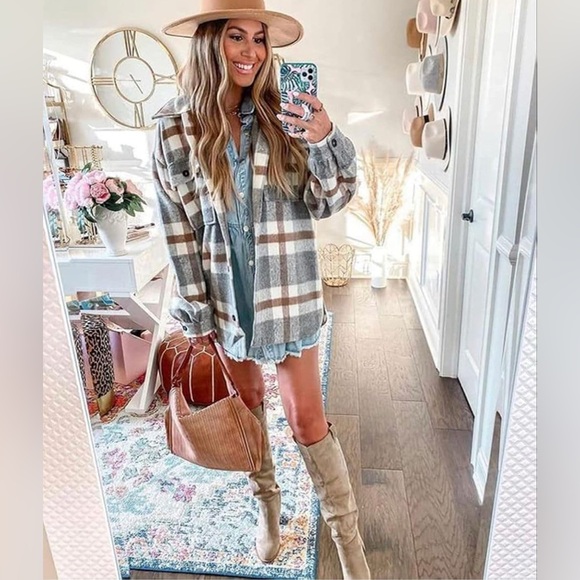 Boxy Shacket - Picture 2 of 4